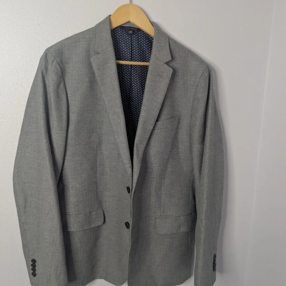 Banana Republic Slim Fit‎ Gray Two-Button Suit Jacket | Size 42R
